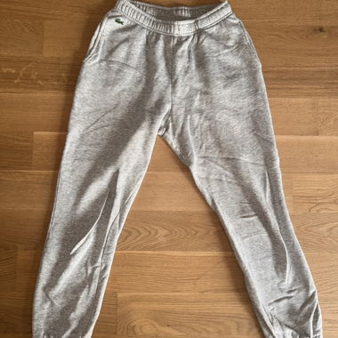 Lacoste Jogginghose grau