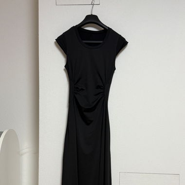 Schwarzes langes Kleid
