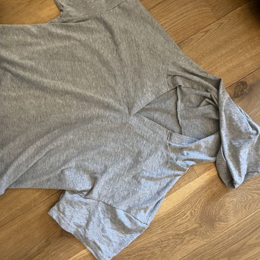 T-shirt à capuche