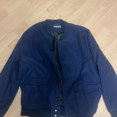 Dunkelblaue Jacke
