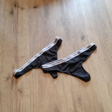 Set String-Tanga Calvin Klein nero