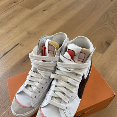 Nike Blazer Mid’77 jumbo