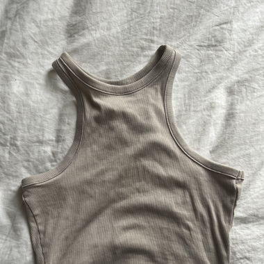 H&M beige Crop Top