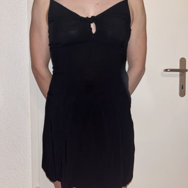 H&M schwarzes Kleid
