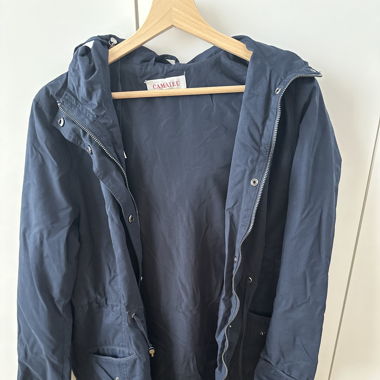 Veste légère bleue marine