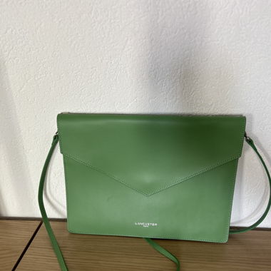Pochette Lancaster 