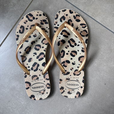 Havaianas-Leopard-Flip-Flops