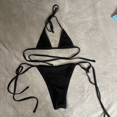 Bikini string nero