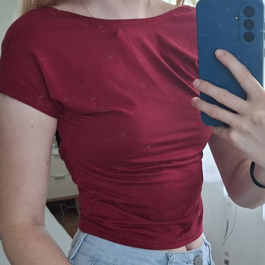 Top corto bordeaux