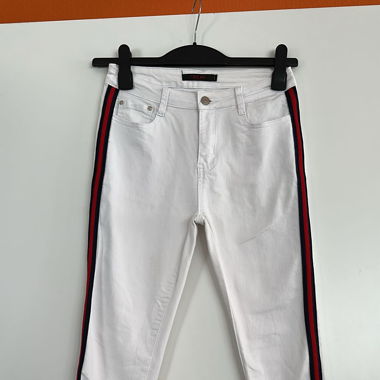 Weisse Hose