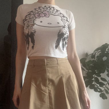 Cute beige skirt in size XS