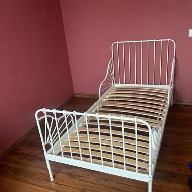 Extendable children's bed IKEA MINNEN