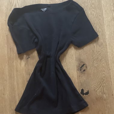 Basic T-Shirt