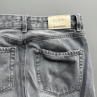 Jeans grigi Stradivarius D92