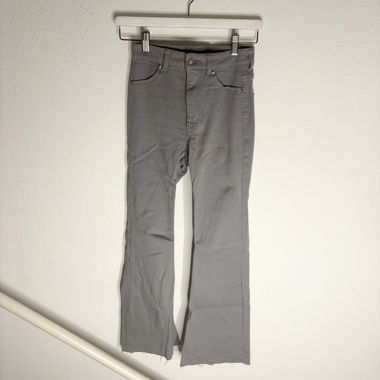 Jeans a zampa vita alta grigio