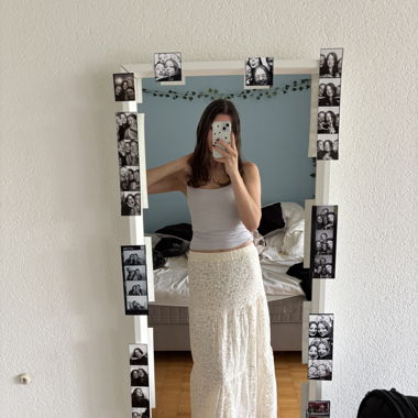 Jupe blanche en dentelle