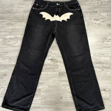 Jeans pipistrello bianco e nero