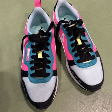 Multicolor Puma Sneakers