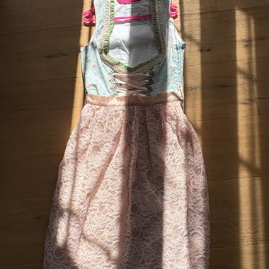 Dirndl Pastellfarben Alpenfee