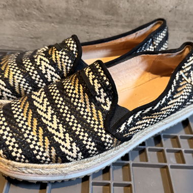 TOMS Espadrilles Slip-ons