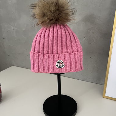 Bonnet imitation Moncler