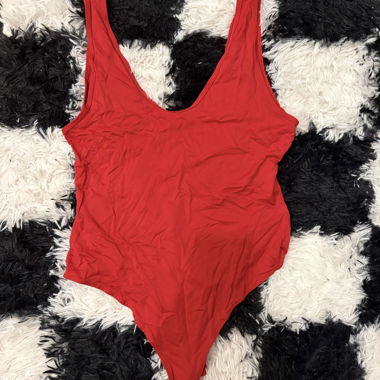 Body H&M rouge