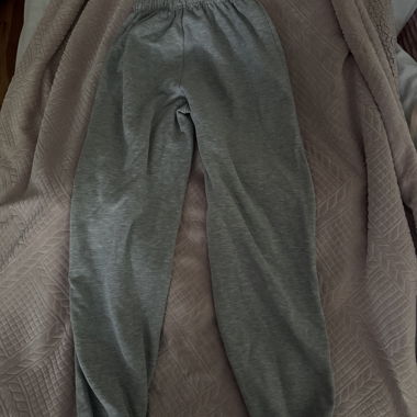 Pantaloni da jogging grigi con risvolto