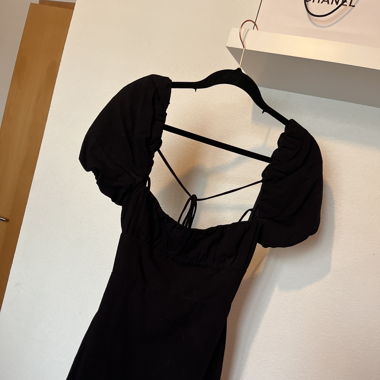 Robe noir Zara 