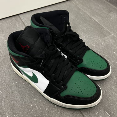 Nike Air Jordan 1