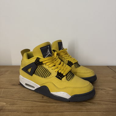 Jordan 4 Retro