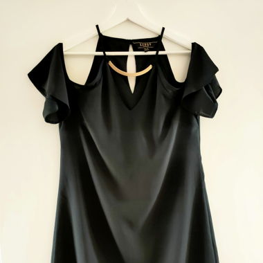 Robe noire Lipsy