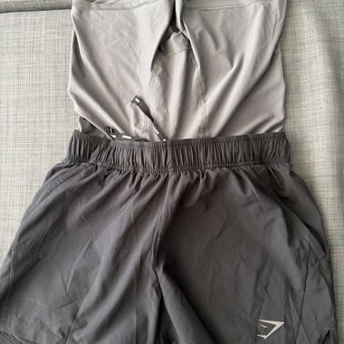 Gym shorts with compression liner