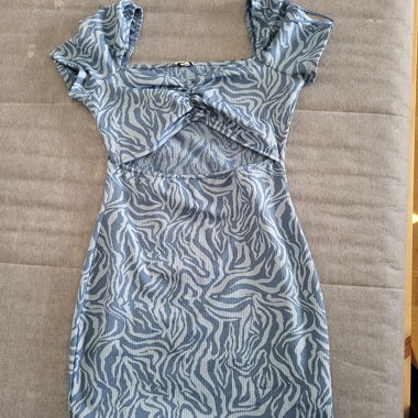 Robe bleu moulante
