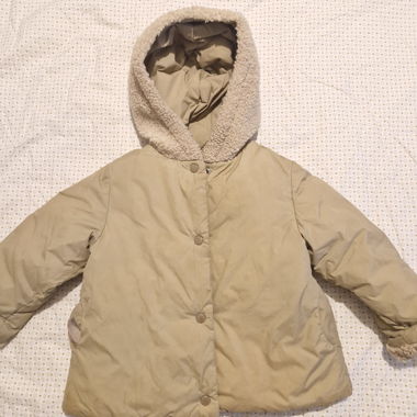 Beige Kapuzen-Daunenjacke 18-24 Monate, 92 cm