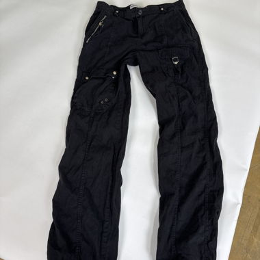 Schwarze Cargo-Hosen