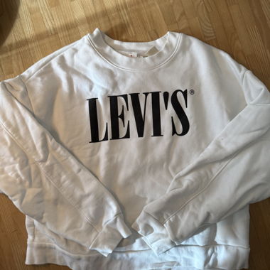 Levis Sweater
