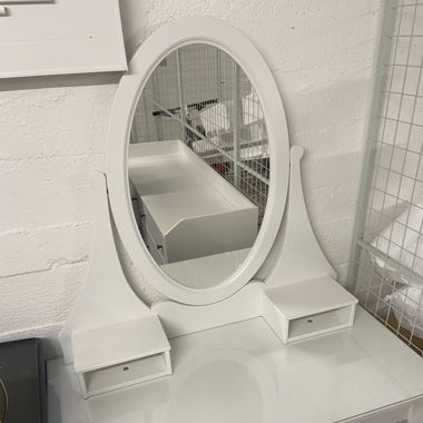 Ikea Hemnes Tisch und Hocker