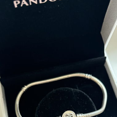 Pandora Armband