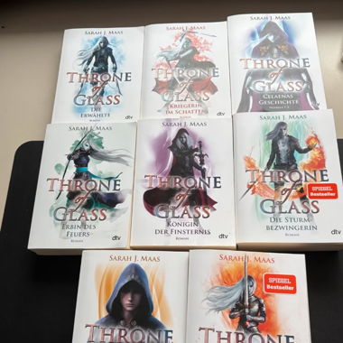 throne of glass band 1-8