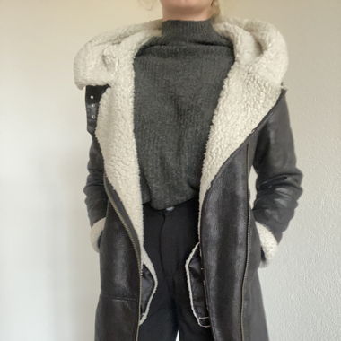 Schwarze Winterjacke Kunstleder Grösse XS