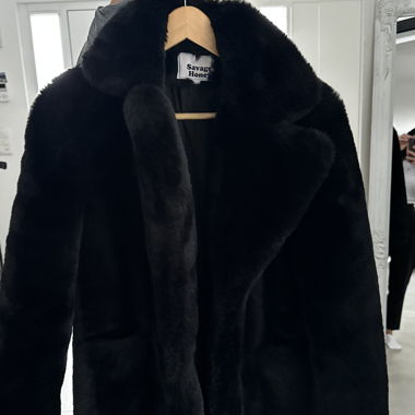 Cappotto in ecopelliccia SAVAGE HONEY spesso