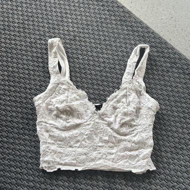 Top dentelle AMISU beige M