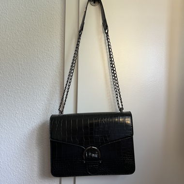 Borsa a mano nera Even&Odd (aspetto pelle)