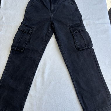 Jeans cargo neri Zara