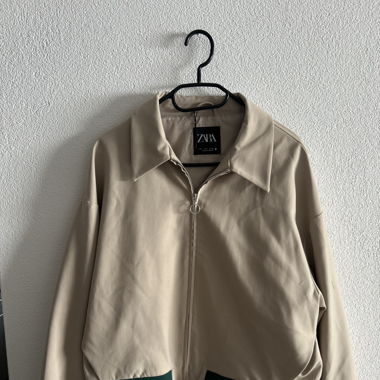 Stylische Zara-Jacke 