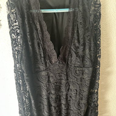 Robe en dentelle gothique 