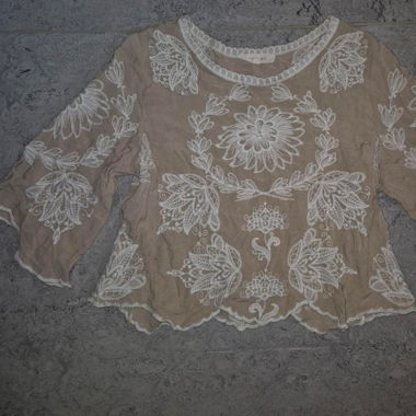 Blouse courte