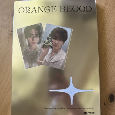 Album Orange Blood di ENHYPEN
