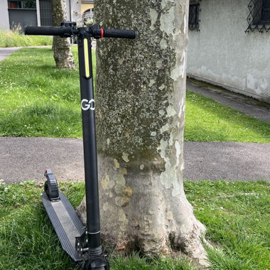 Electric scooter