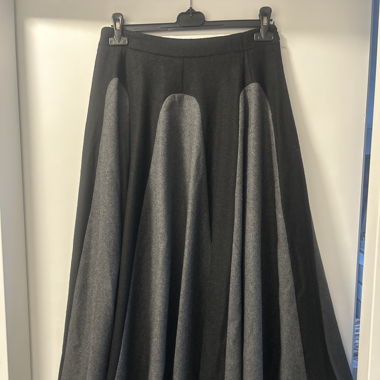 Très jolie jupe taille 38/40